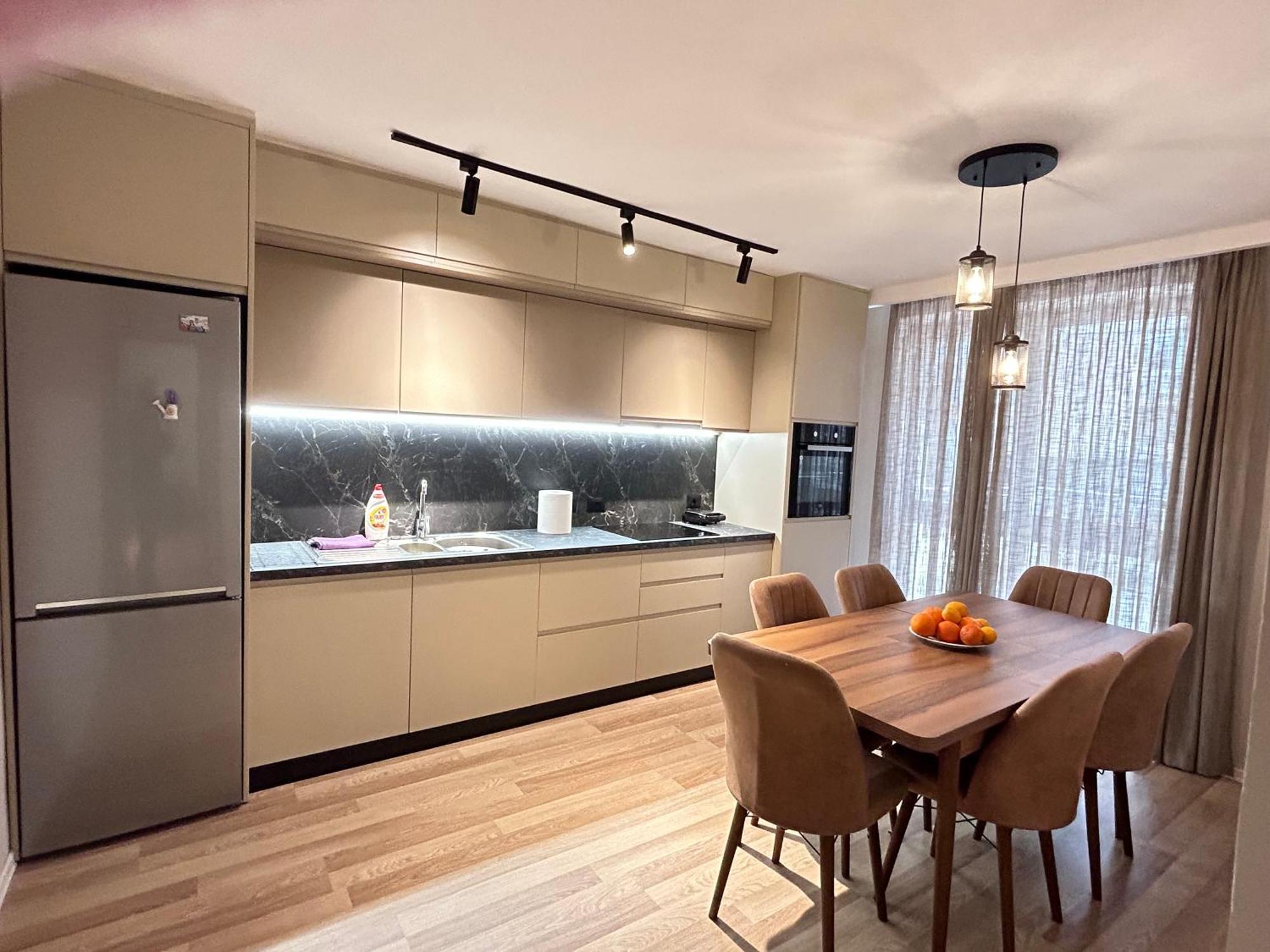 公寓 Spacious Fancy Tirana